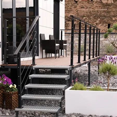 Landhuis Glamping L Tiny , 2ferienhaeuser Mit Stillvolles Design Und Hohem Komfort Sauna Hot Tub *