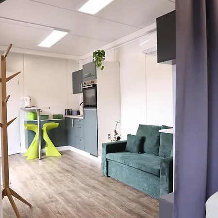 Glamping L Tiny , 2ferienhaeuser Mit Stillvolles Design Und Hohem Komfort Sauna Hot Tub Landhuis